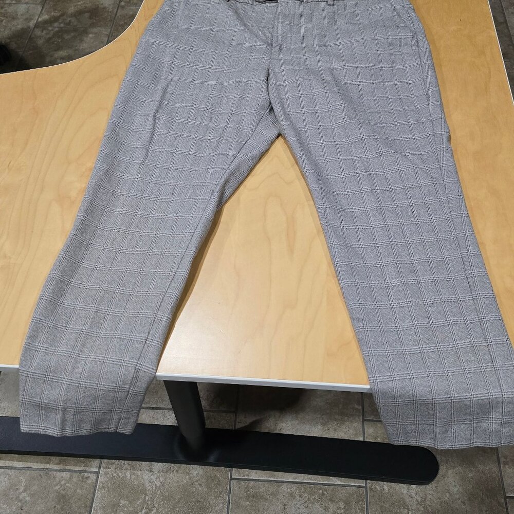 Banana Republic Slim Tapered Fit Pants